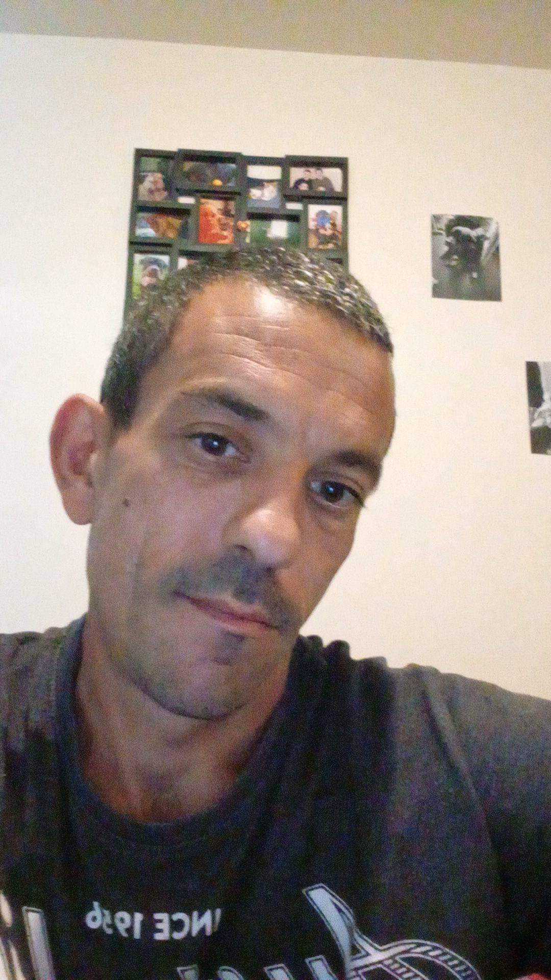 Raouf - Fleurus - Hainaut | Rencontre gay